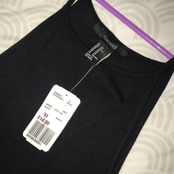 Mid calf, body con black dress! - Picture 3 of 3